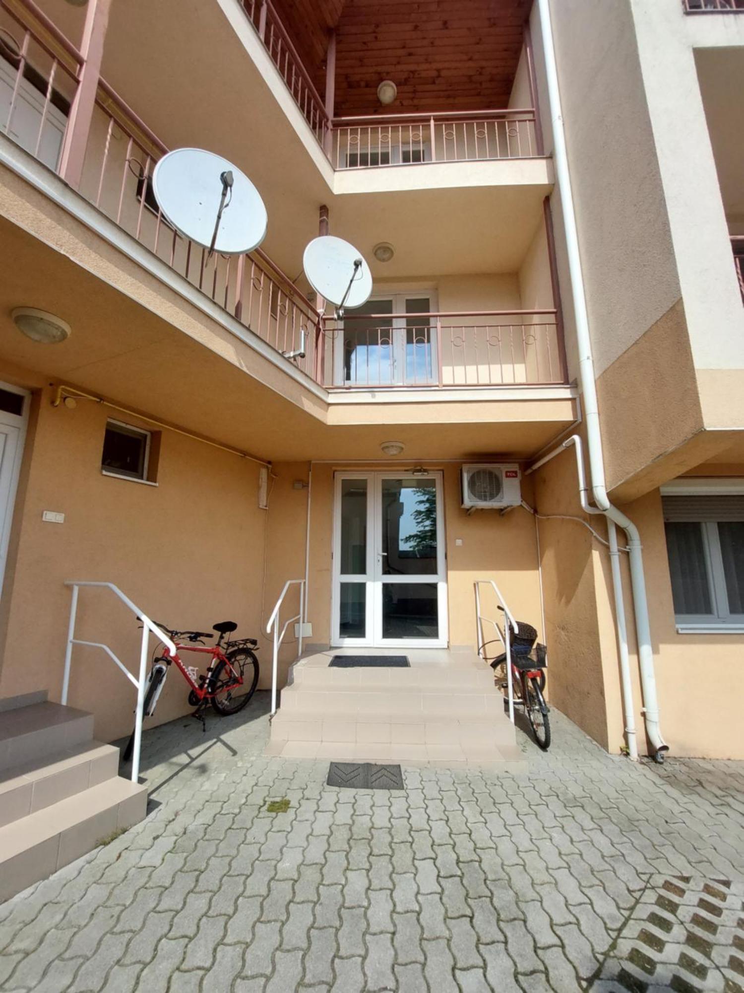 Sunshine Resort Apartment Hajdúszoboszló Екстериор снимка