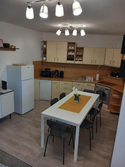 Sunshine Resort Apartment Hajdúszoboszló Екстериор снимка